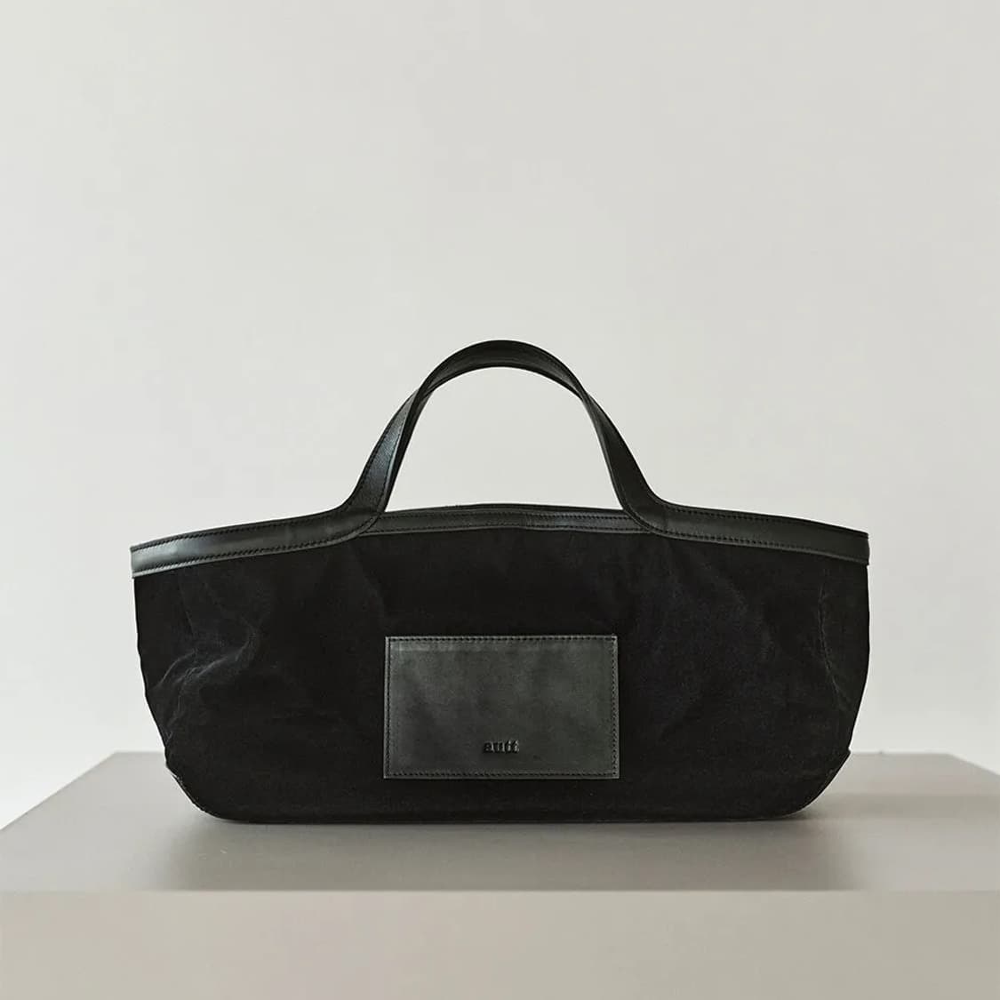 Autt (어트) 리보 토트백 벨벳 Ribo Tote Bag 상품이미지1