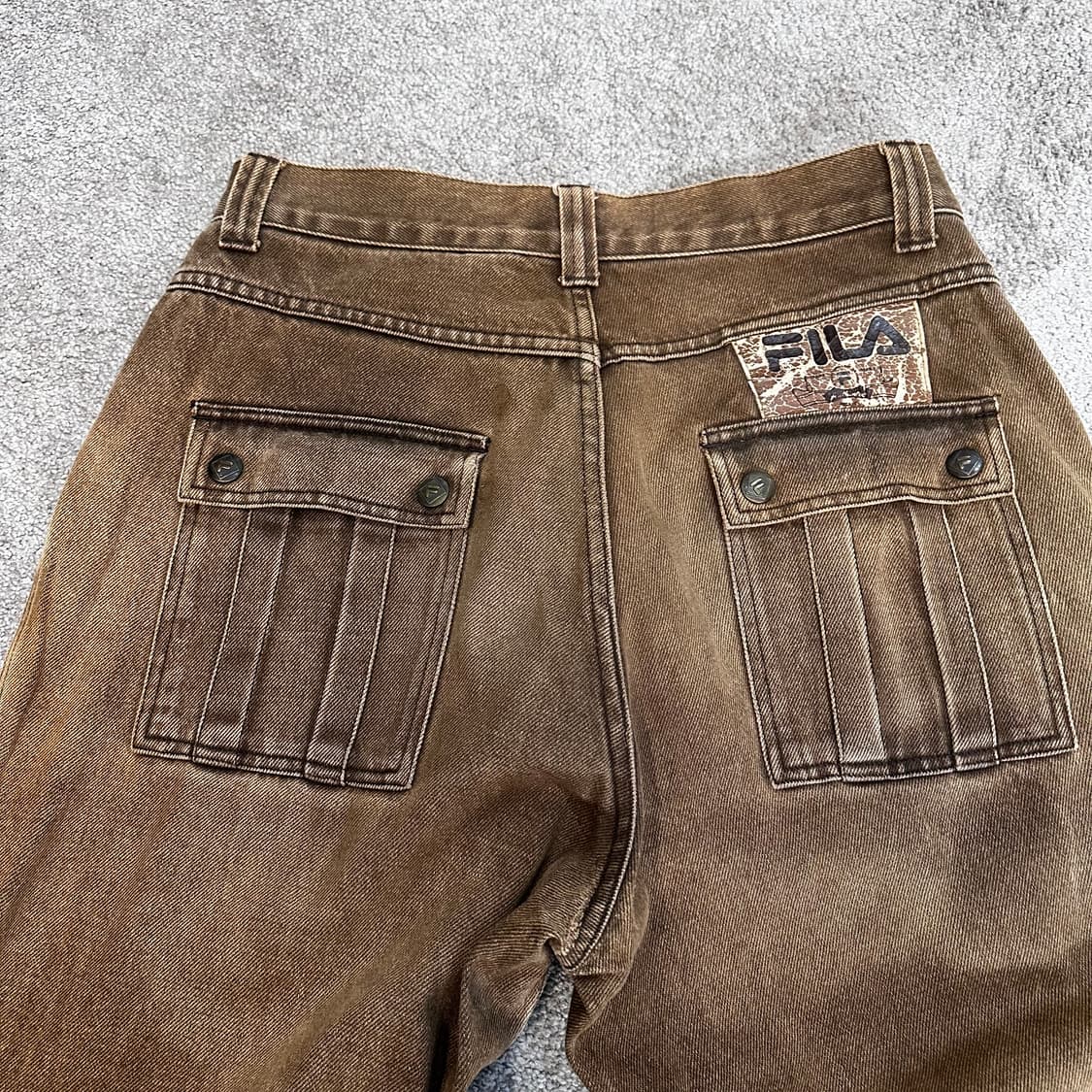 휠라 올드스쿨 페이드워싱 와이드 팬츠(34) 상품이미지4