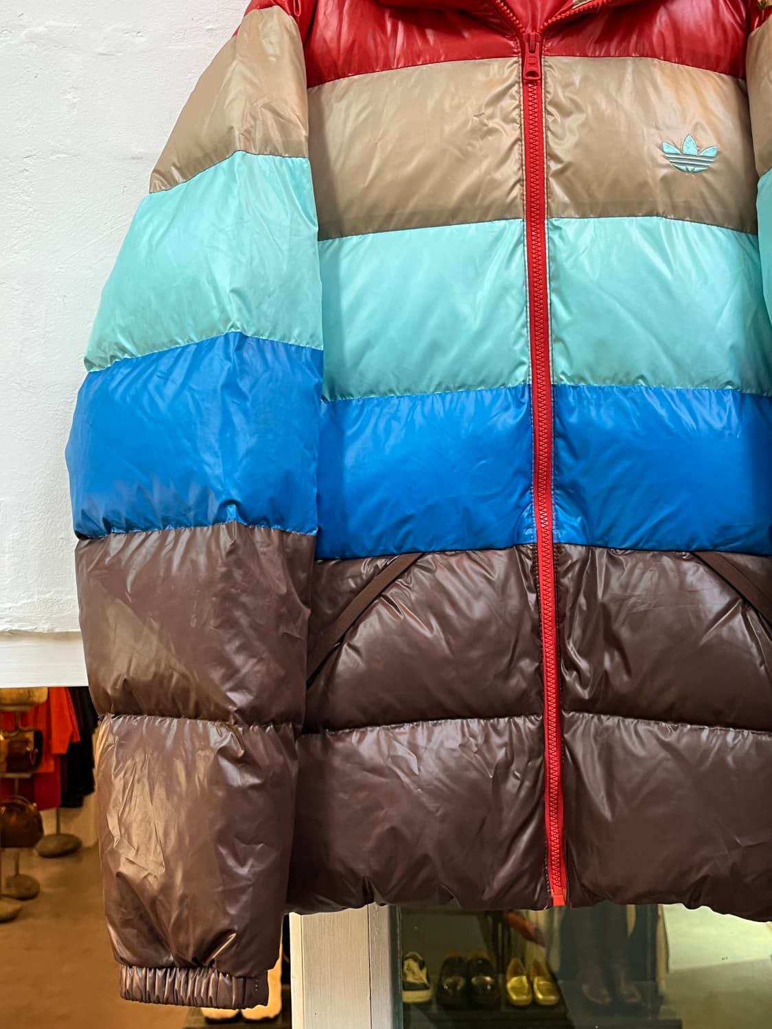 Adidas 트레포일 멀티컬러 덕다운 후드패딩 105 상품이미지4