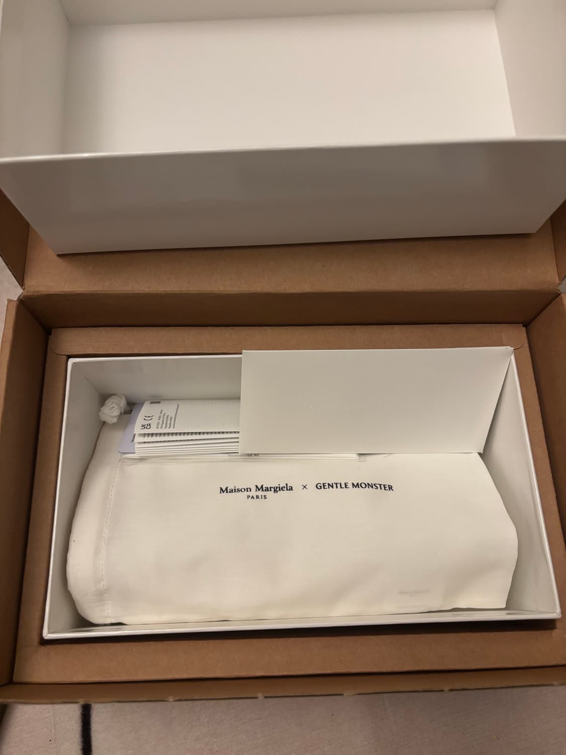 젠틀몬스터 x 메종 마르지엘라 mm218 (새상품,풀박스) 상품이미지3