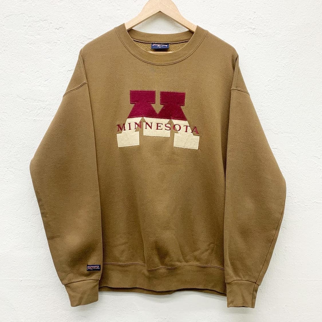 잔스포츠 브라운 미네소타 자수 스웻셔츠 상품이미지2
