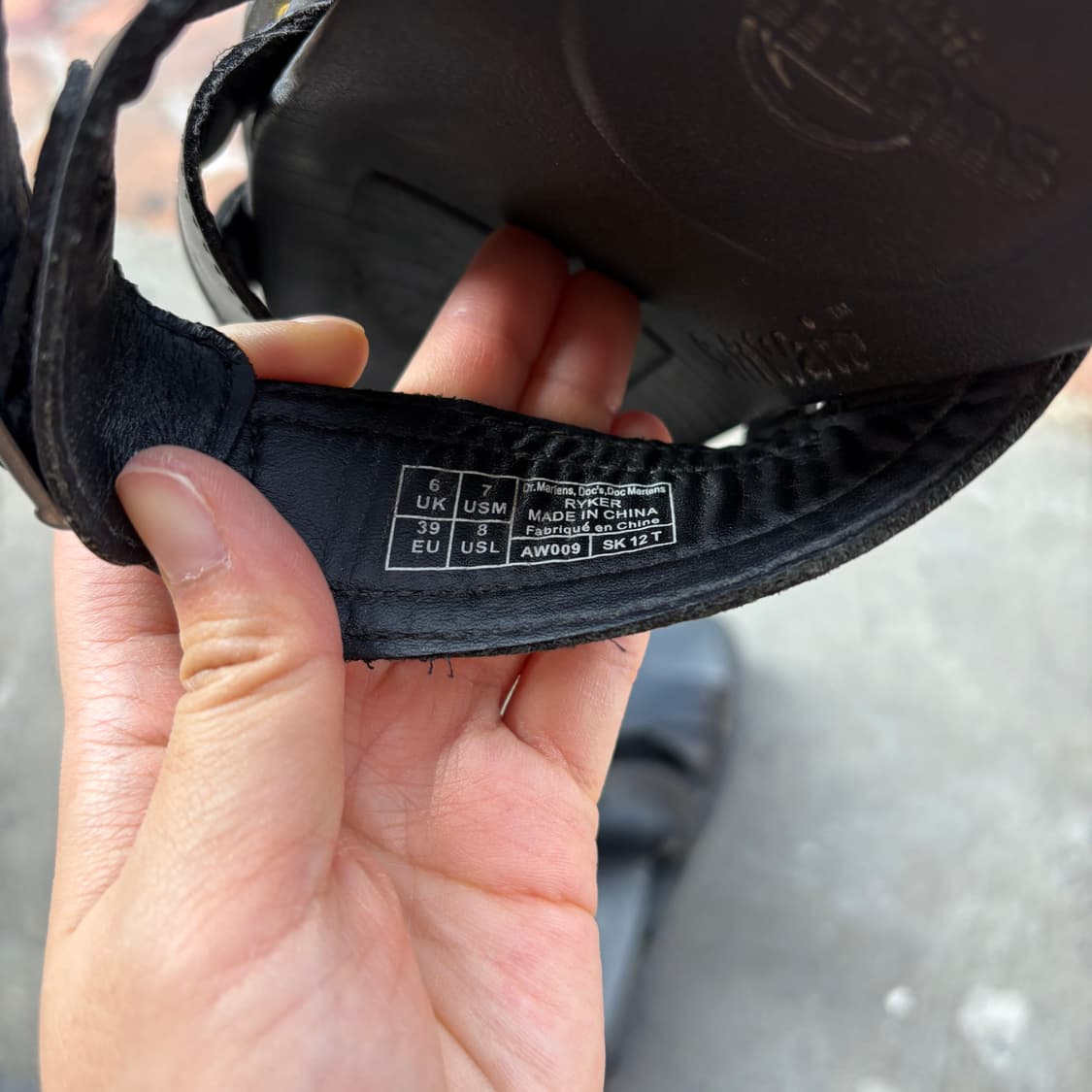 Dr. Martens 닥터마틴 샌들 슬리퍼 (250) 상품이미지6