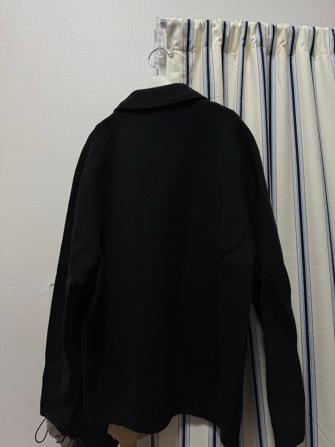 유니클로 U 램스울 니트재킷 블랙 L사이즈 상품이미지2