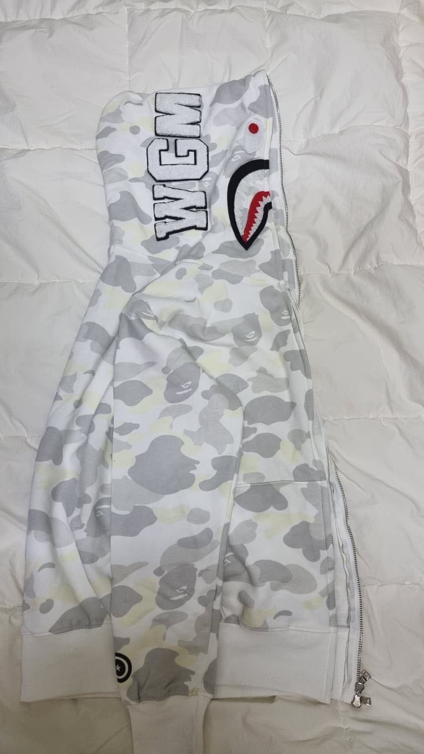 베이프 야광흰색 후드집업 상품이미지3