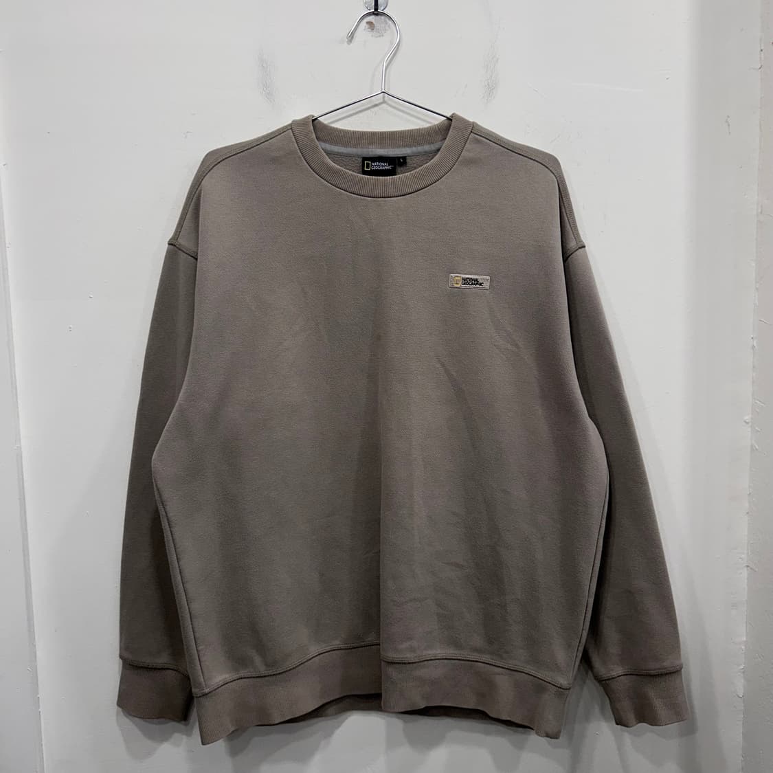 네셔널 지오그래픽 스몰로고 기모 맨투맨 상품이미지2