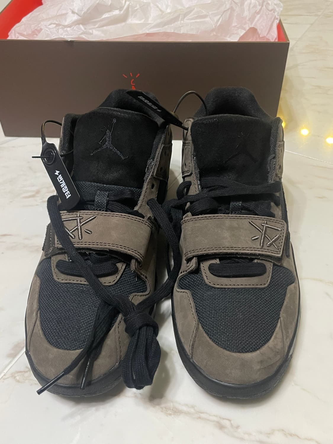 나이키 점프맨 잭 TR 블랙 앤 다크 모카 트래비스 스캇 290 295 상품이미지2