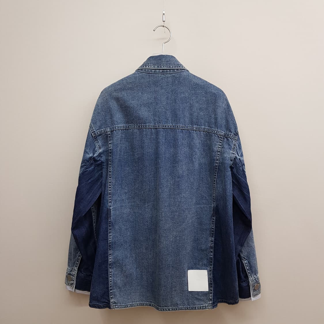 구호 KUHO 인디고 워싱 오버핏 데님 자켓 2사이즈 상품이미지5