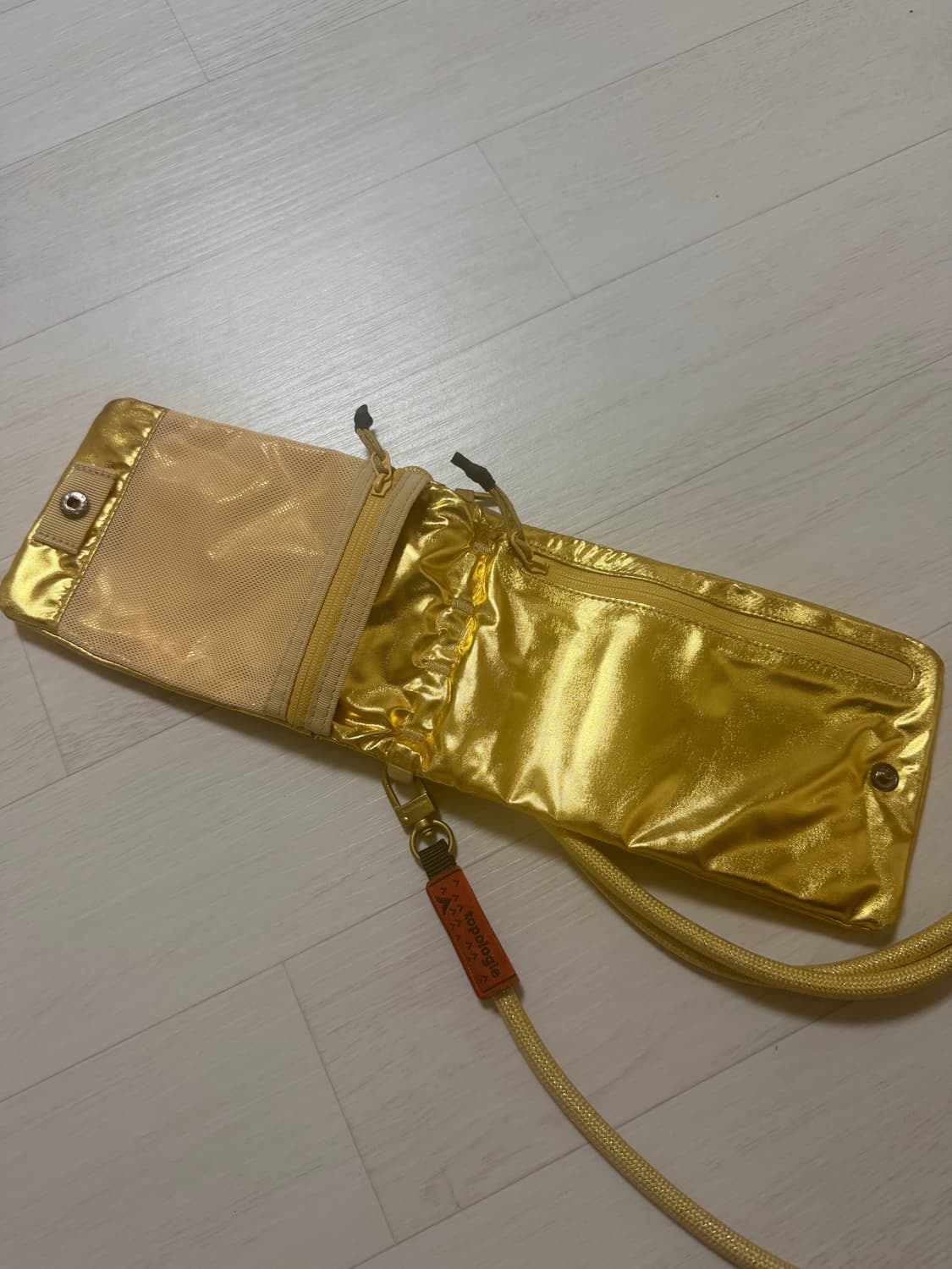 토폴로지 폰 사코슈백 Phone Sacoche 상품이미지3