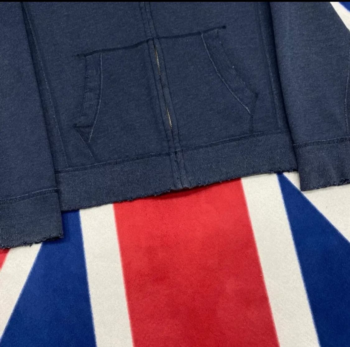 아베크롬비 빈티지 디스 후드집업 팝니다(XL) 상품이미지3