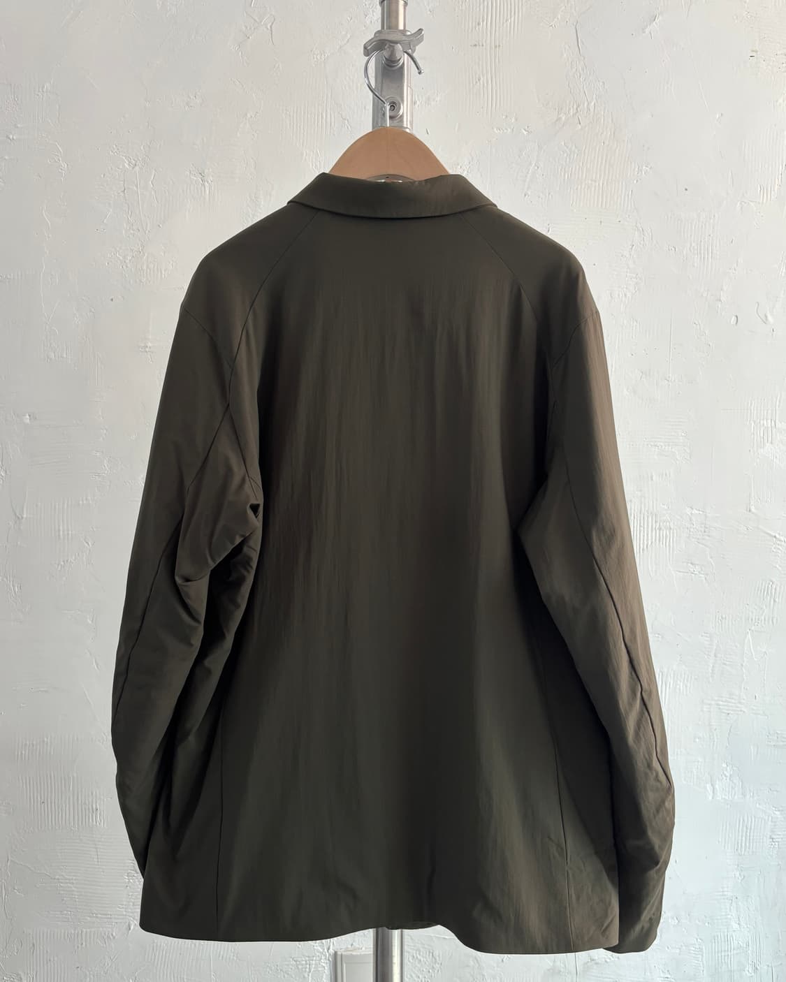 Arc’teryx Veilance 아크테릭스 베일런스 올리브 그린 컬러  상품이미지5