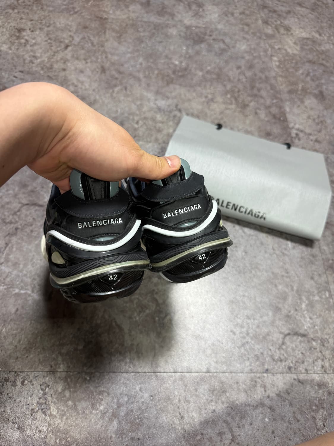 발렌시아가 타이렉스 42 상품이미지4