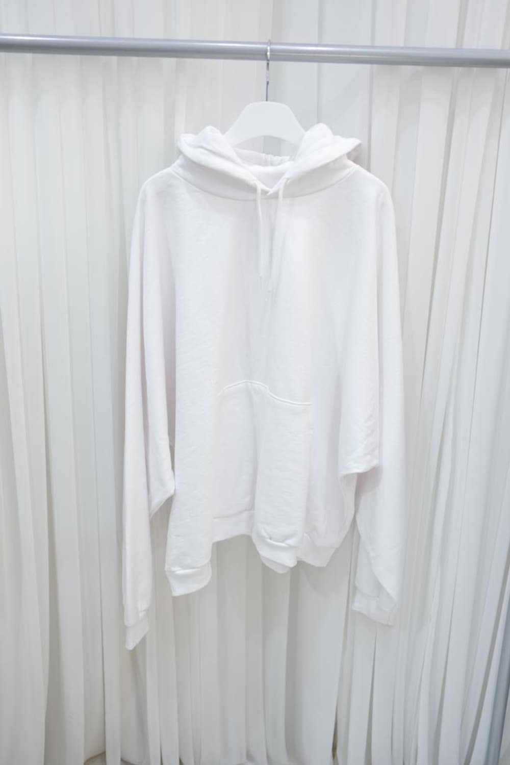 Yeezy 상품이미지1