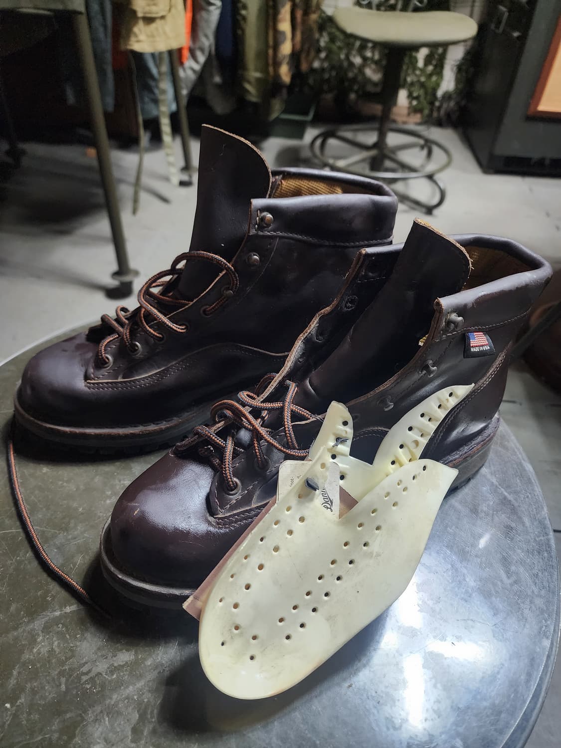 대너 익스플로러 고어텍스 부츠 브라운 색상 상품이미지1