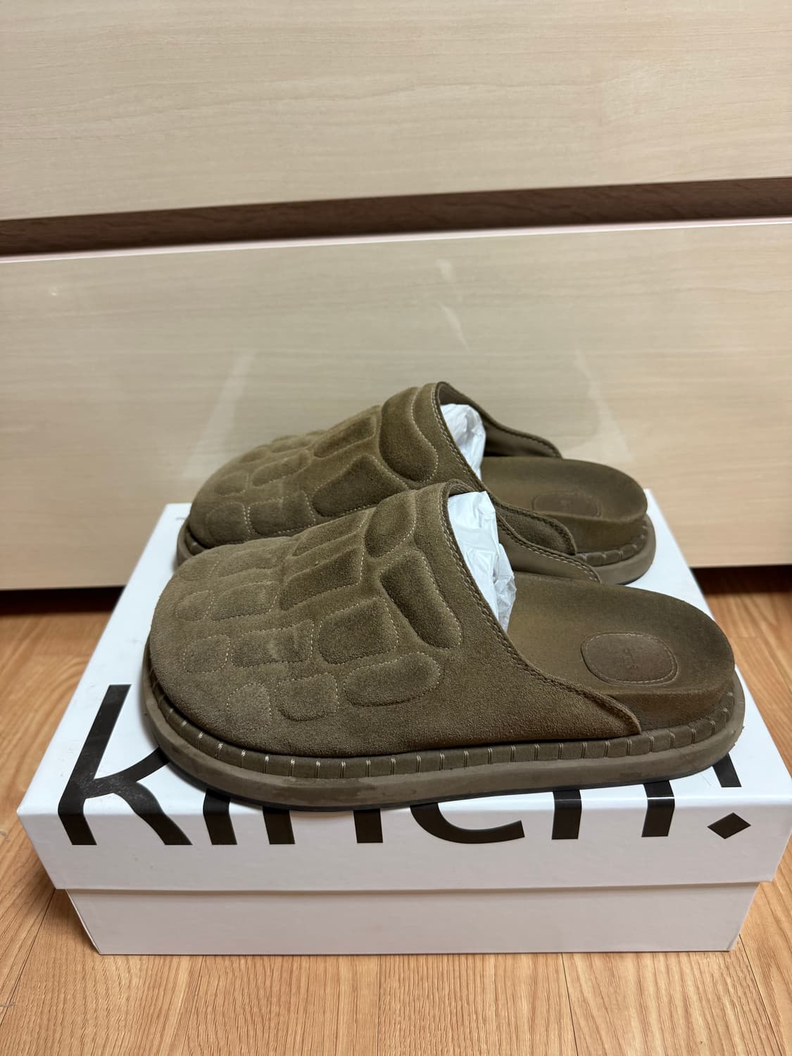 [260]킨치x이예 본 뮬 상품이미지2