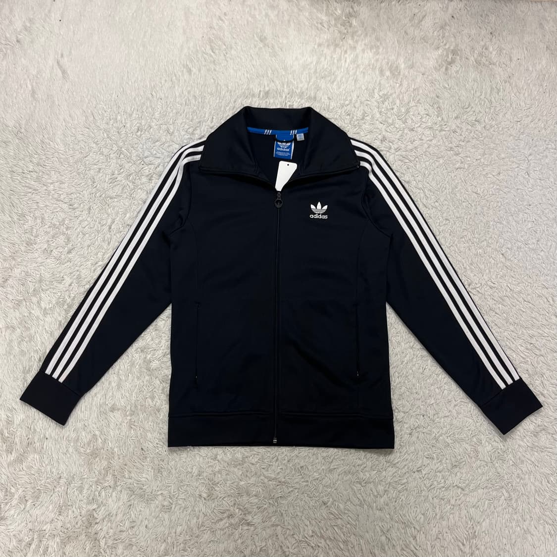 Adidas black small logo Europa jersey 상품이미지4