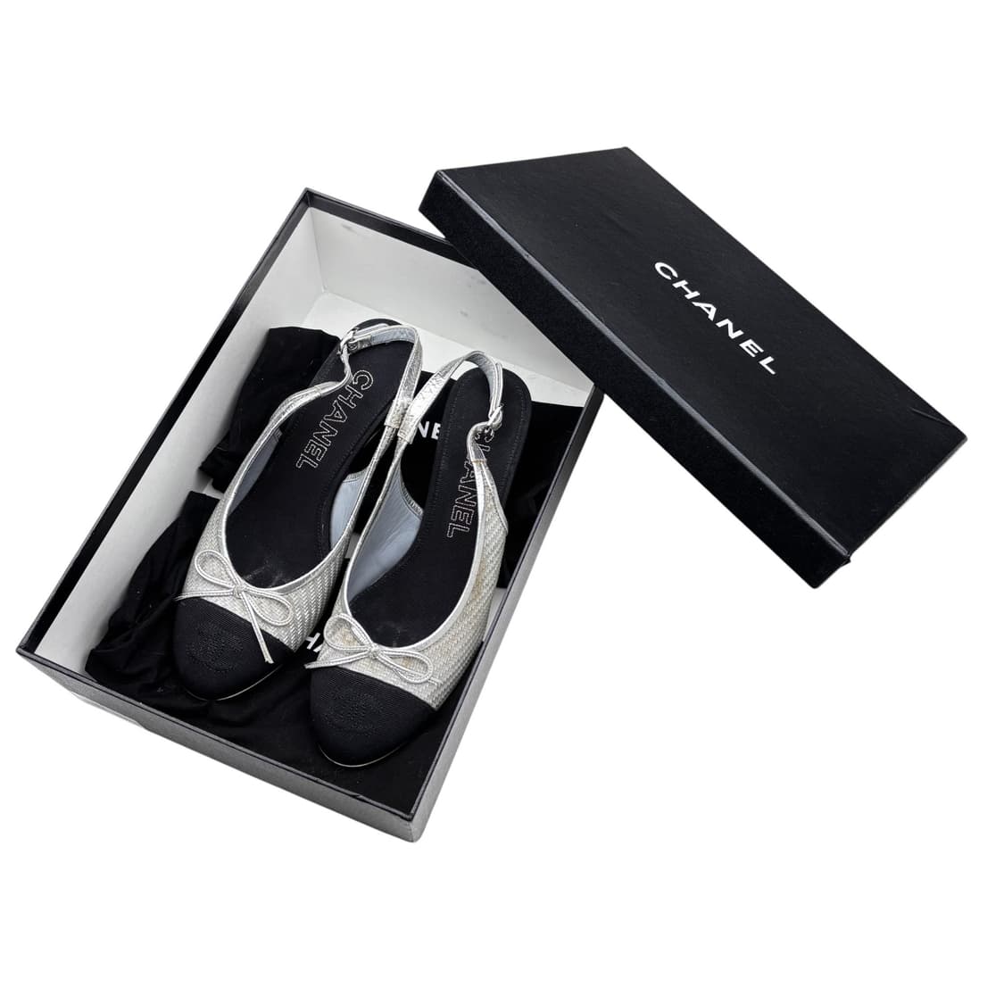 샤넬 37.5c 실버 블랙 슬링백 상품이미지1