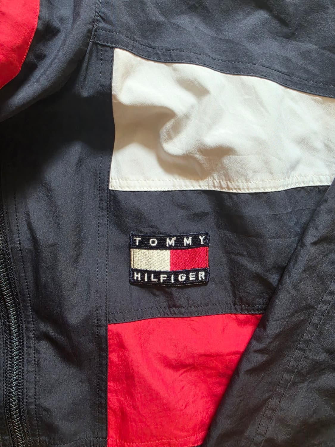 타미힐피거(Tommy Hilfiger) 올드스쿨 컬러블록 바람막이 상품이미지3