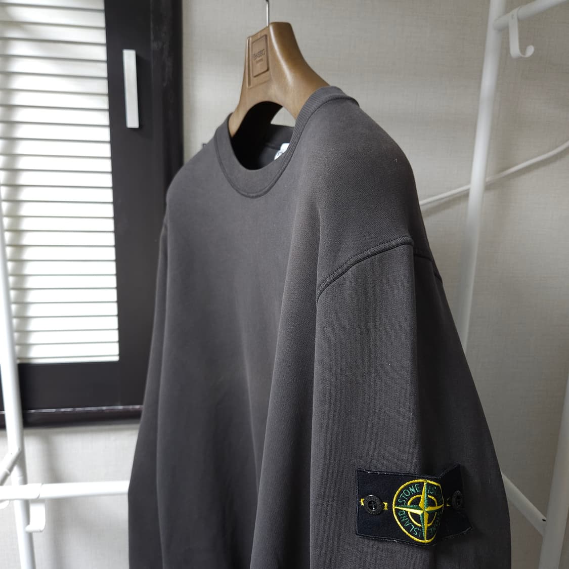 정품 ) 105 스톤아일랜드 맨투맨  상품이미지3