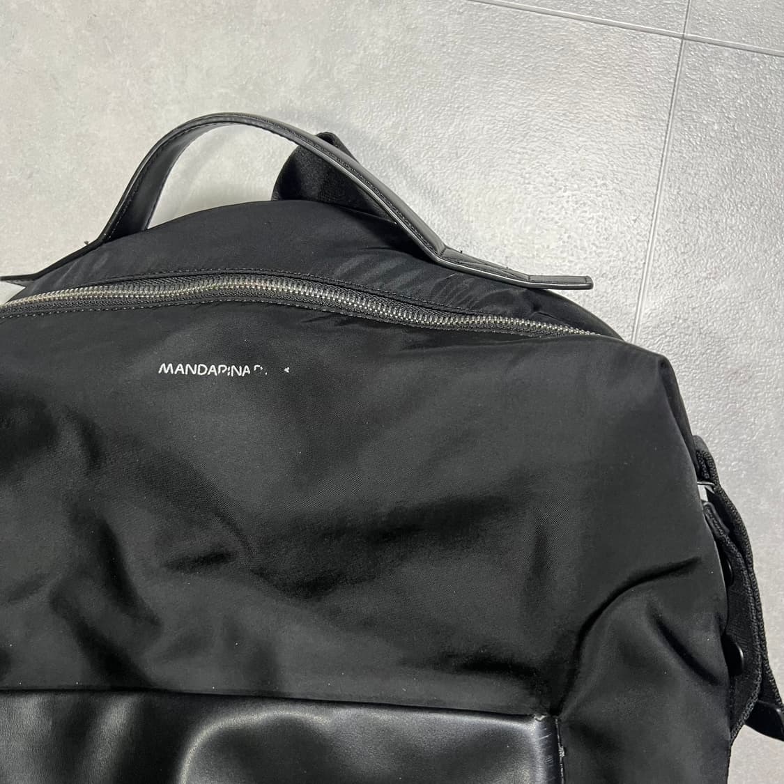 만다리나덕 블랙 백팩 상품이미지4