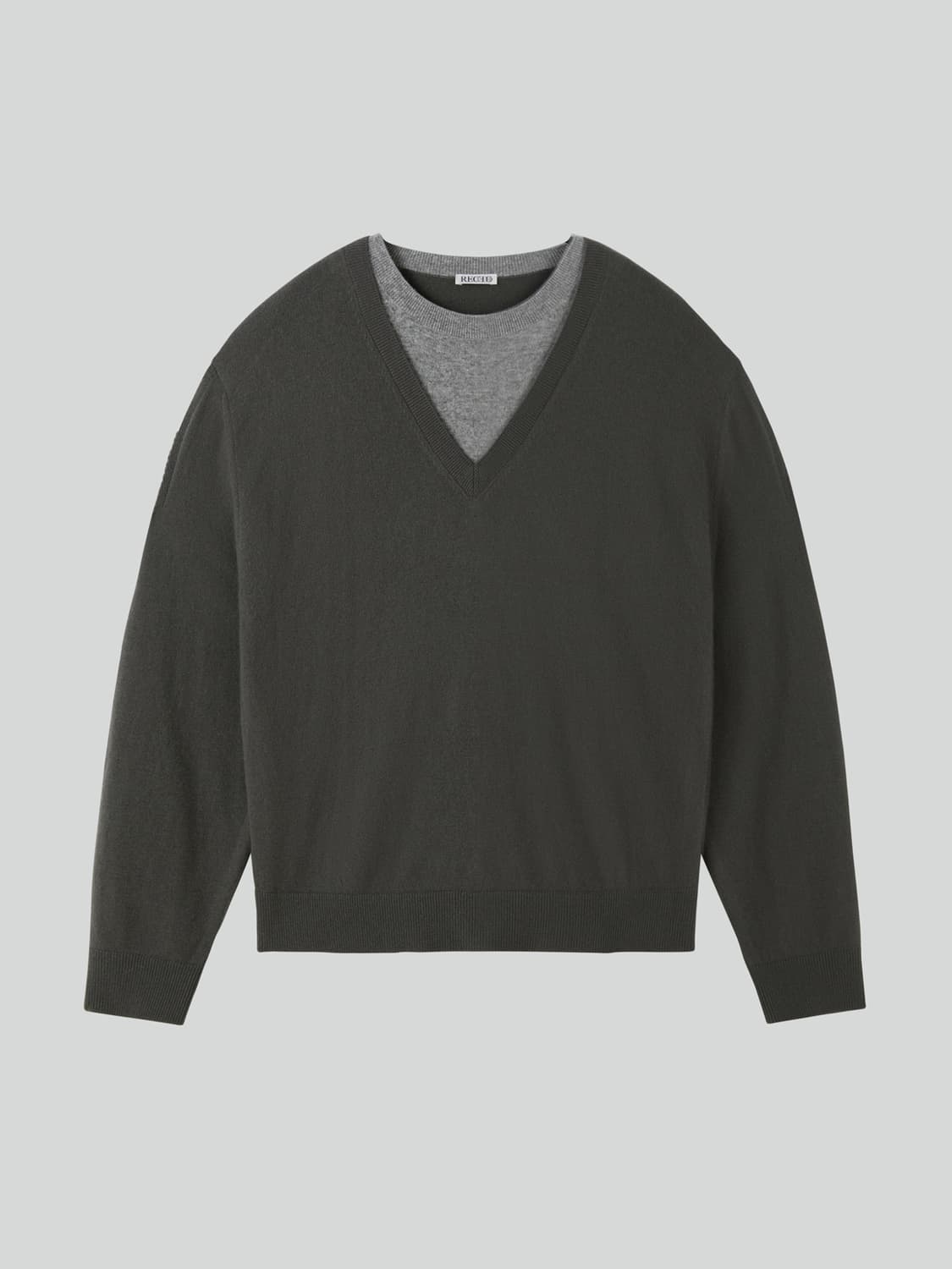 CONTRAST LAYERED V-NECK KNIT TOP  상품이미지1