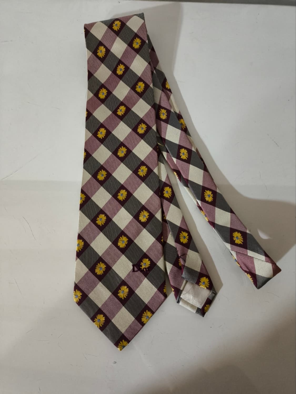 크리스찬디올 플라워 넥타이 상품이미지1