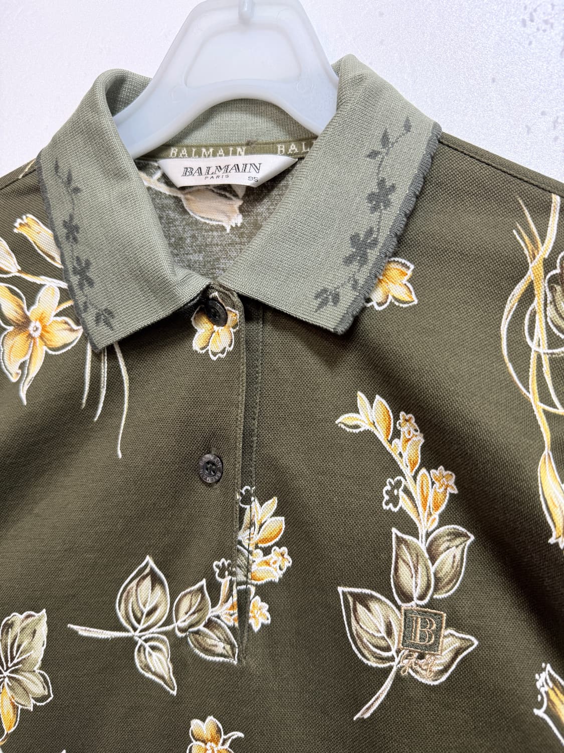 BALMAIN 발망 플라워 패턴 카라 티셔츠 카키 95 명품 카라티 상품이미지3