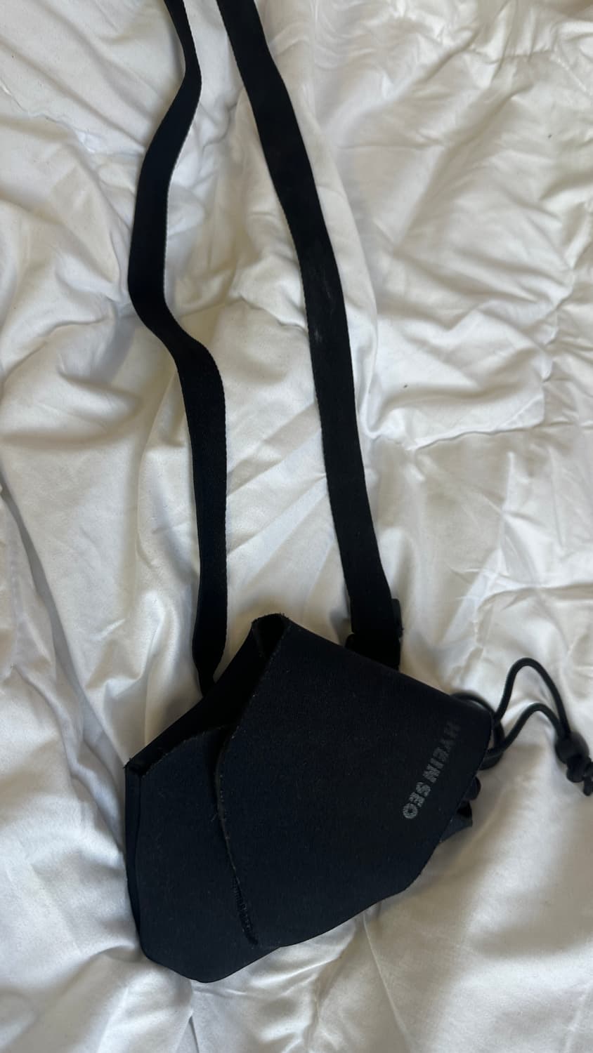 Hyein Seo 혜인서 파우치백 상품이미지2