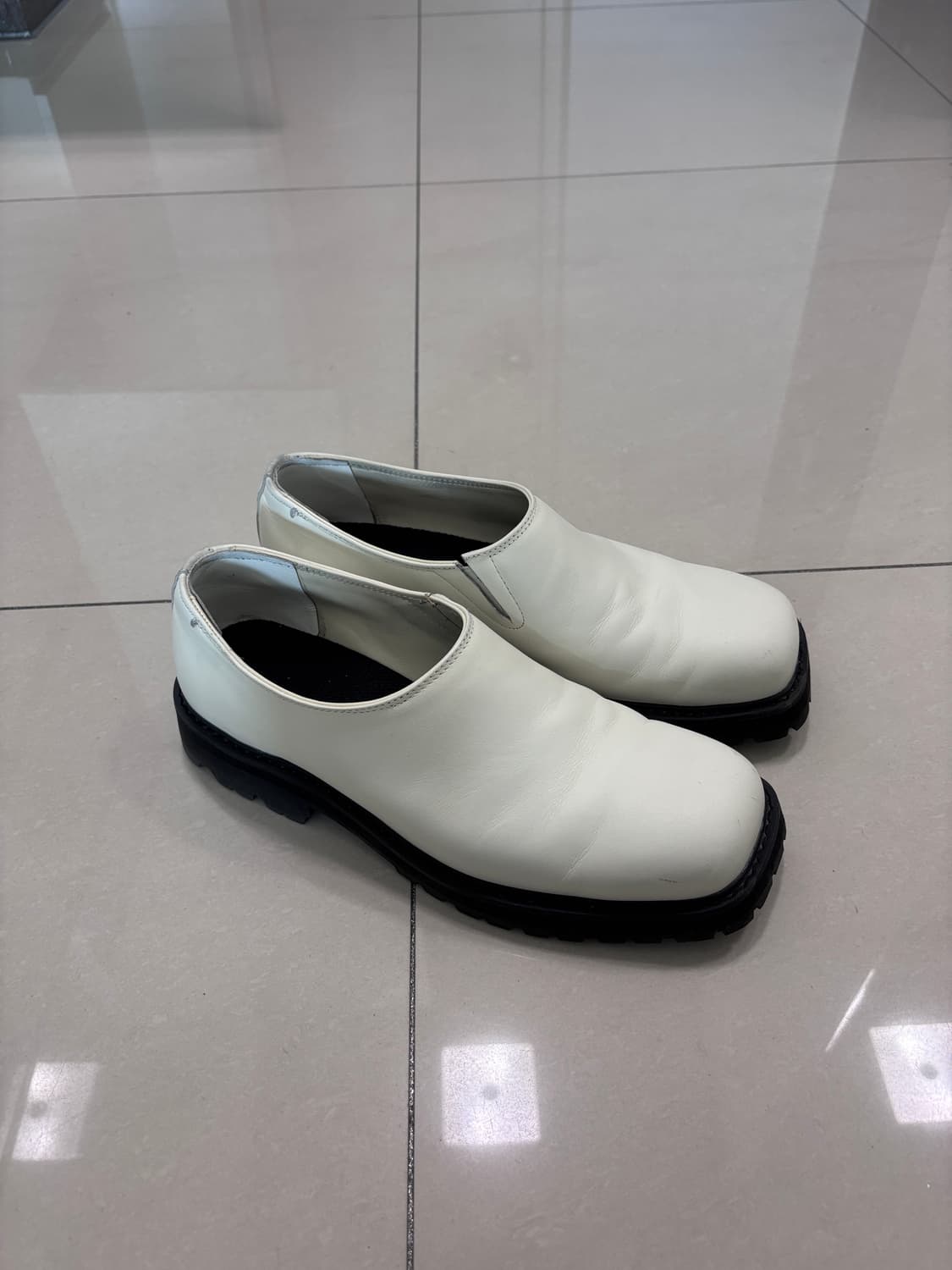 265 자라 니콜슨 콜라보 비브람 로퍼 상품이미지1