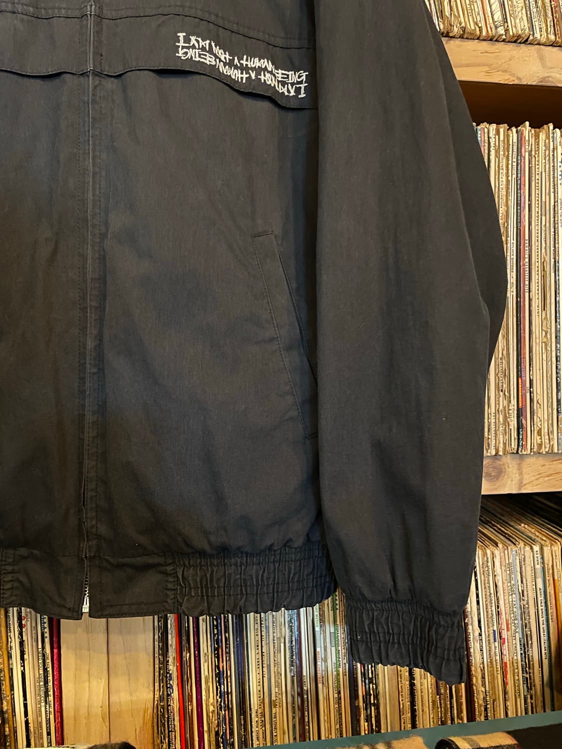 암낫어휴먼비잉 후아유 트랙탑 자켓 상품이미지4