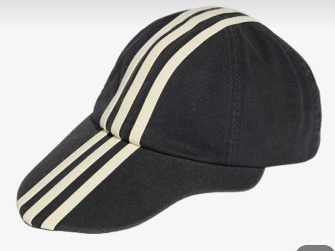 떠그클럽 x 아디다스 모자 판매합니다 상품이미지2