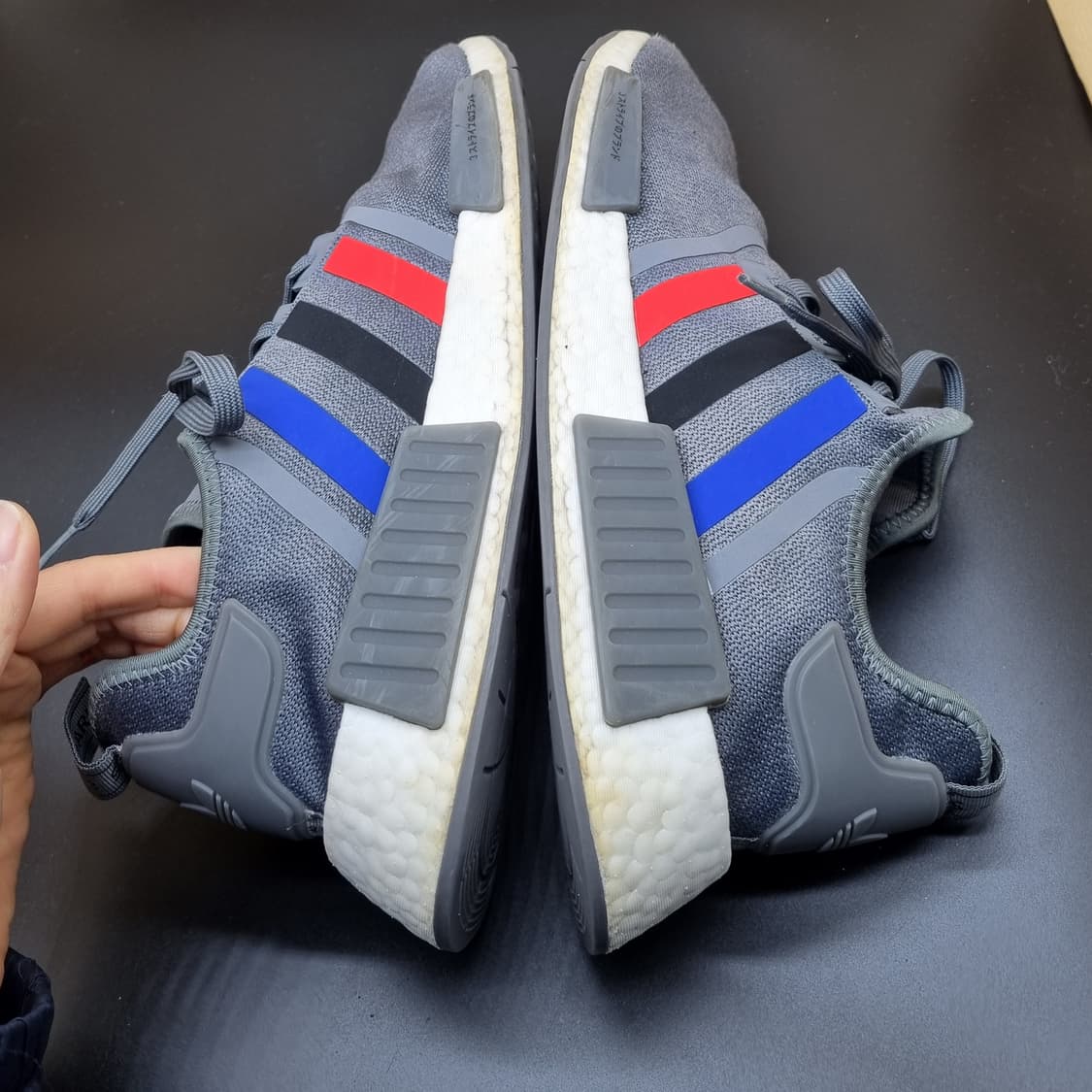 아디다스 NMD R1 그레이 남성운동화310 상품이미지5