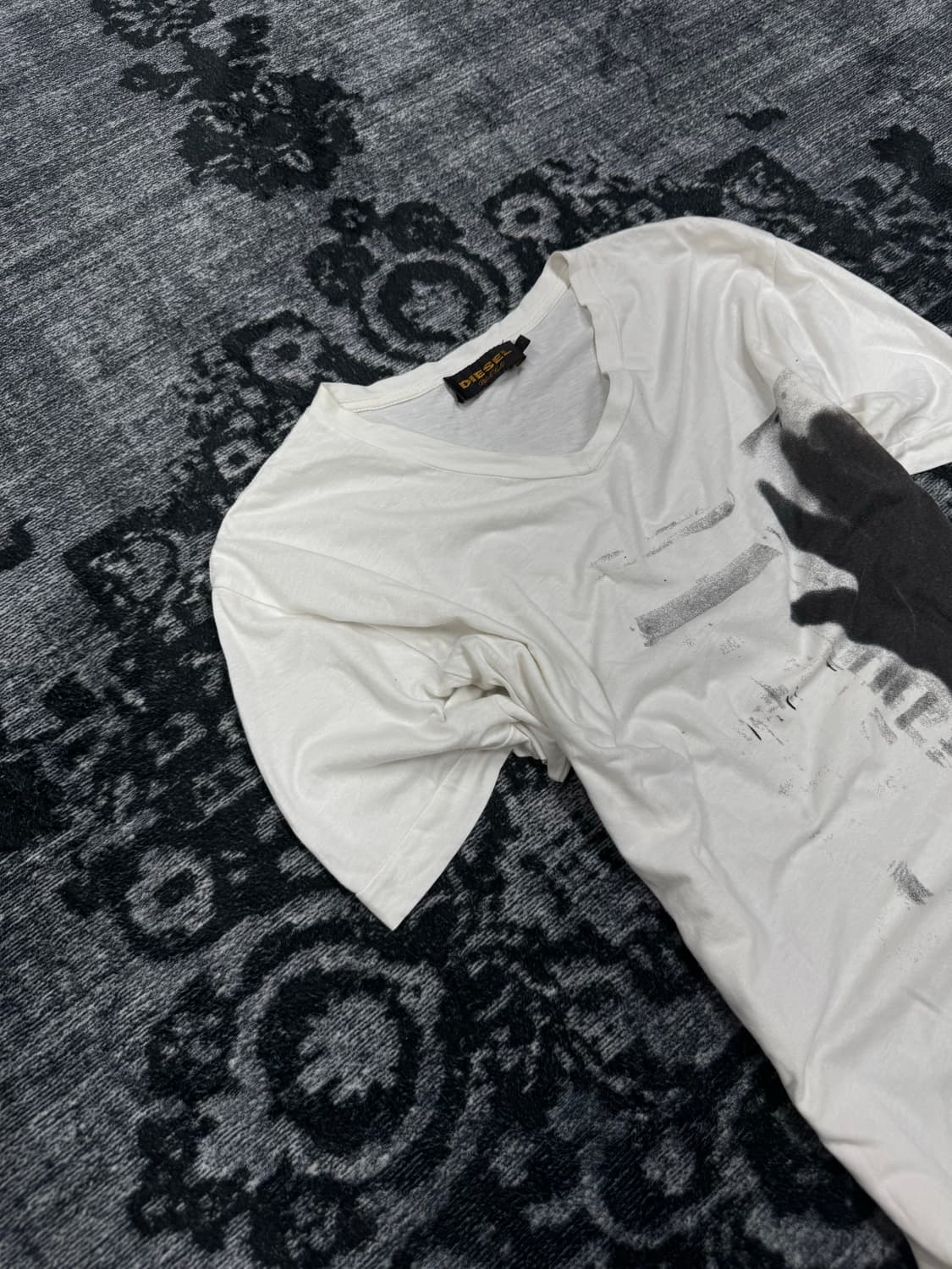 Diesel black gold archive printing top  상품이미지3