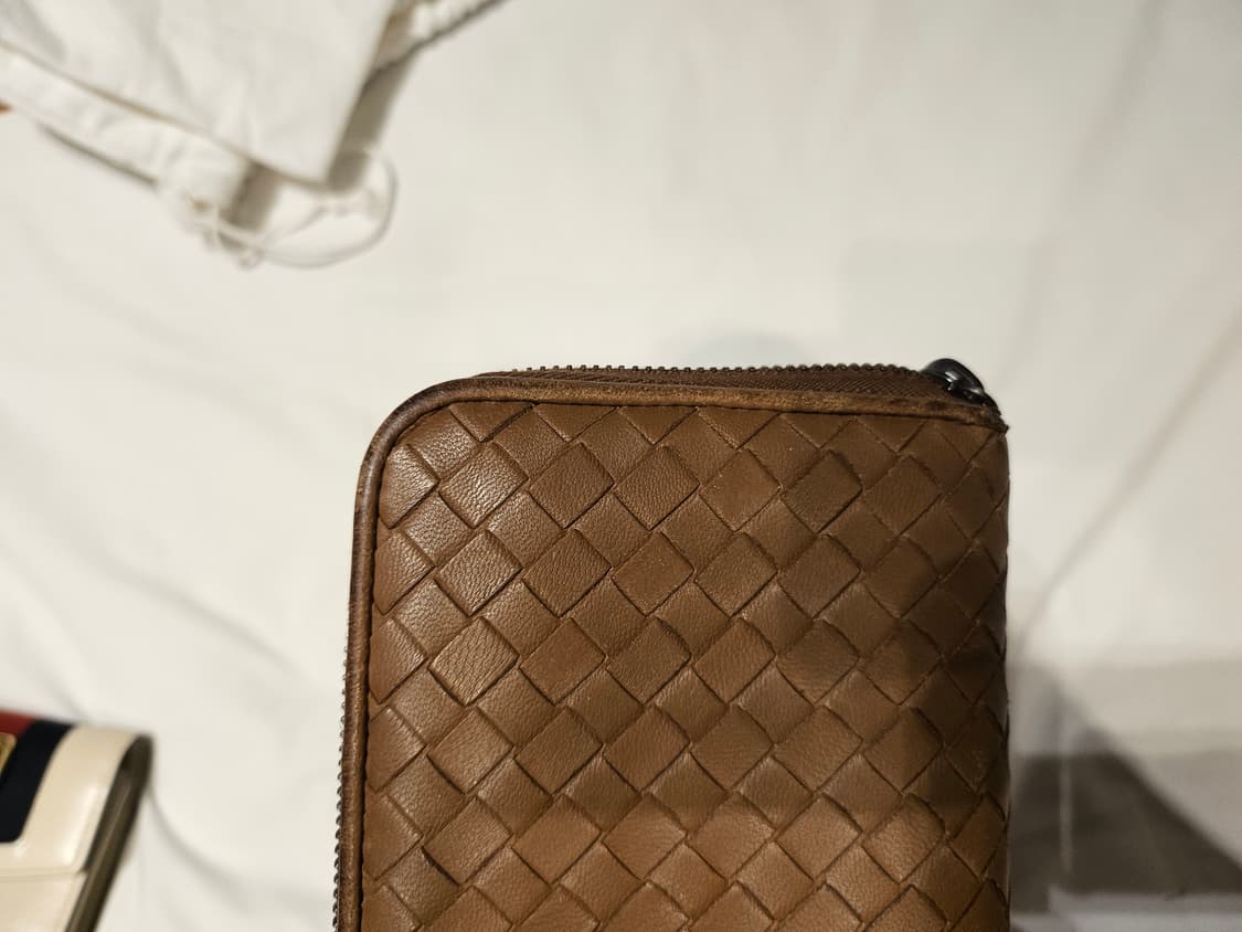 보테가 베네타 브라운 장지갑 상품이미지7