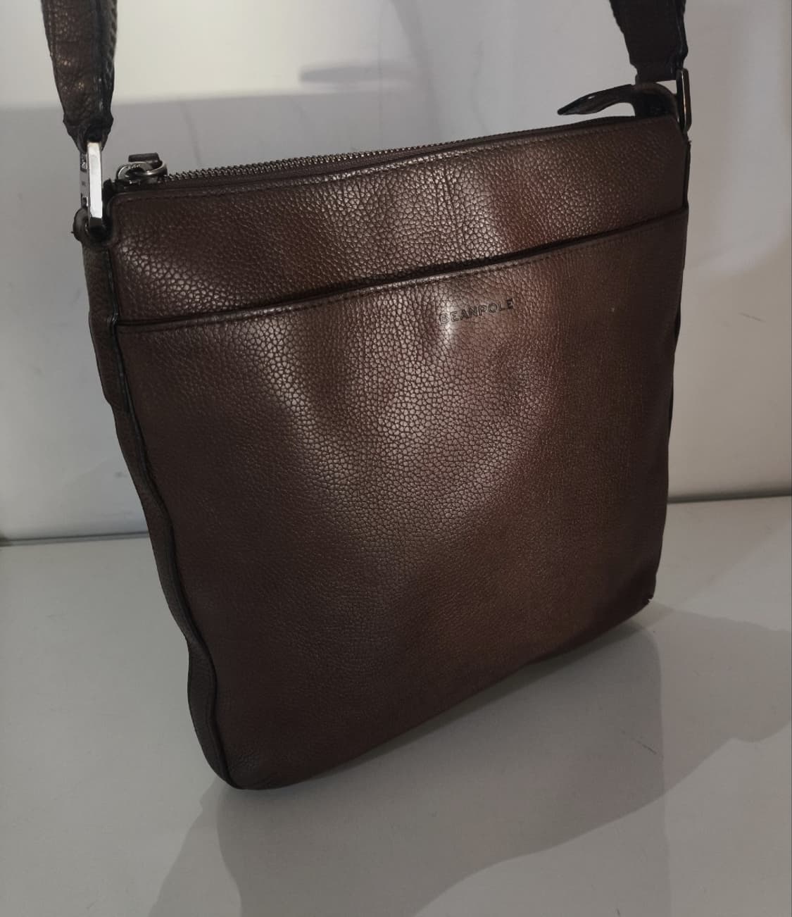 빈폴 가죽 크로스백 상품이미지1