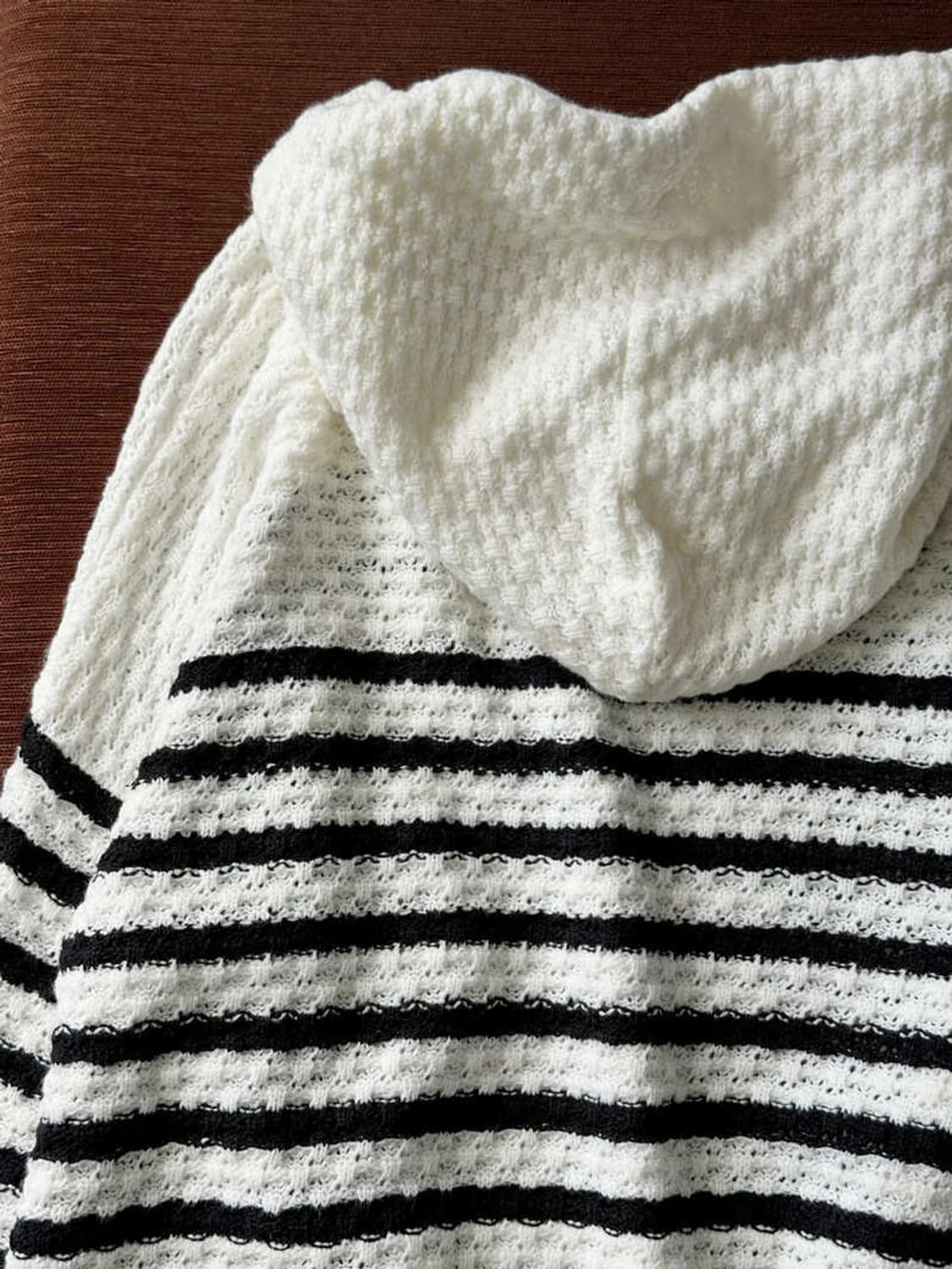 BIG silhouette loose knit hooded P/O 상품이미지6