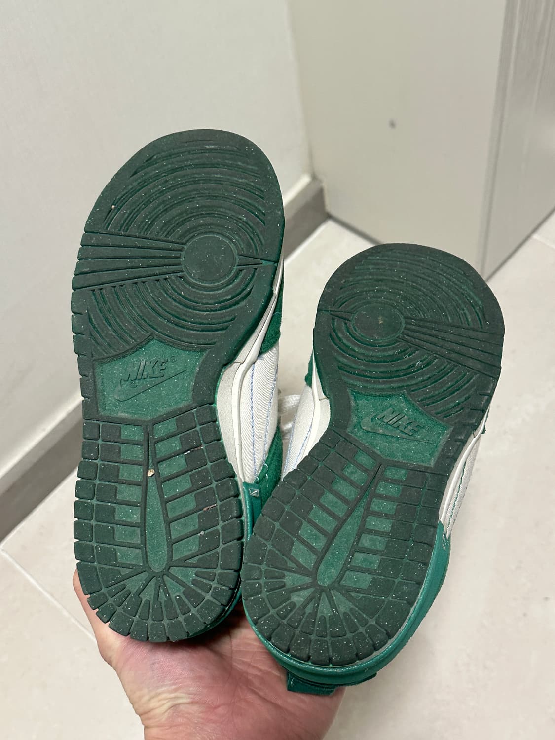나이키 덩크 로우 디스럽트2 그린색상 230사이즈 상품이미지6