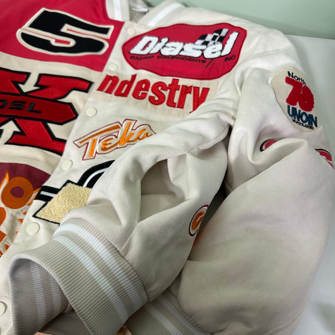 FREE VTG 아이보리 멀티패치 바시티자켓 상품이미지2