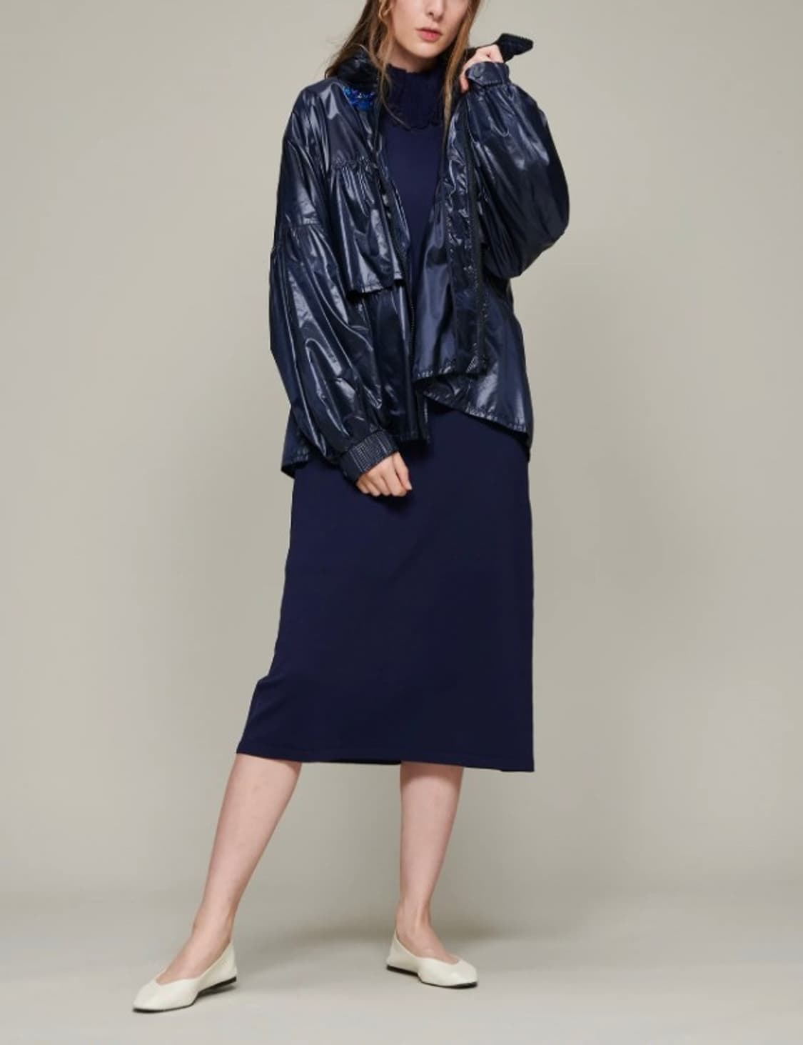 뮤베일 뮤베르 여성 네이비 비즈 디테일 바 상품이미지5