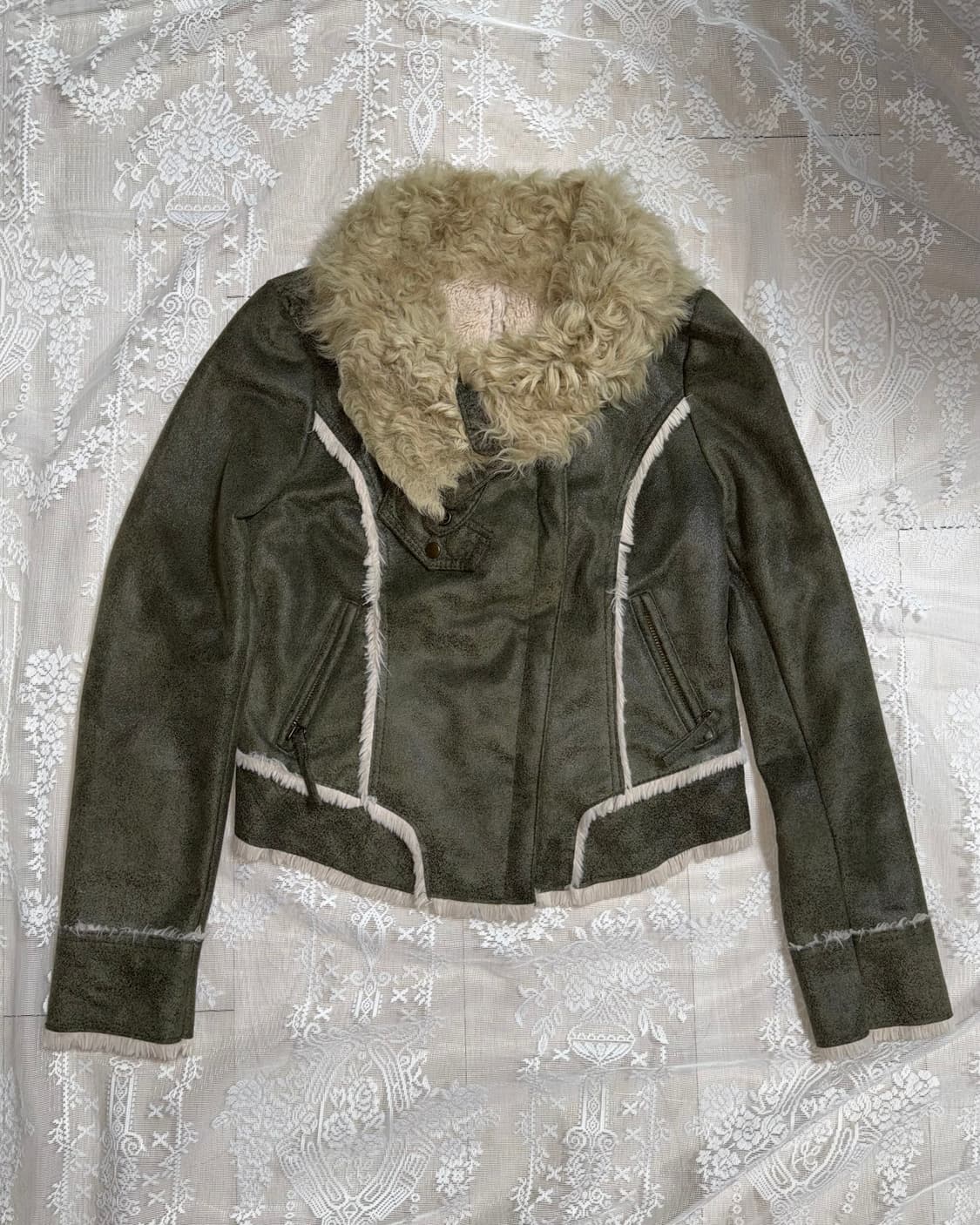 빈티지 카키 양털 하이넥 무스탕 상품이미지2