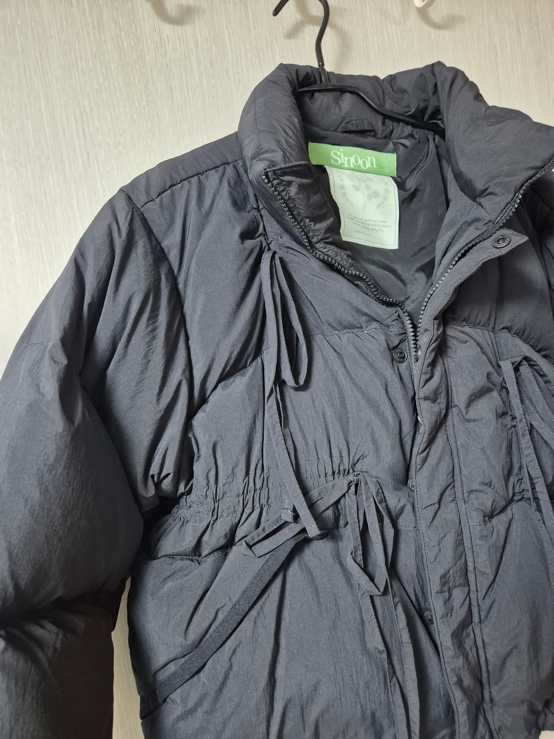 시눈 리본 숏패딩 퍼프패딩 푸퍼 블랙 상품이미지5