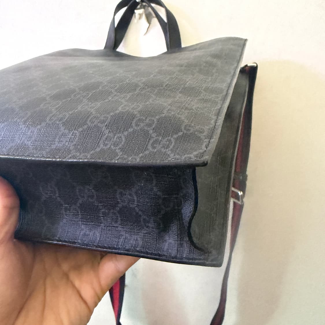 구찌 GG 슈프림 로고 토트&크로스백 상품이미지4