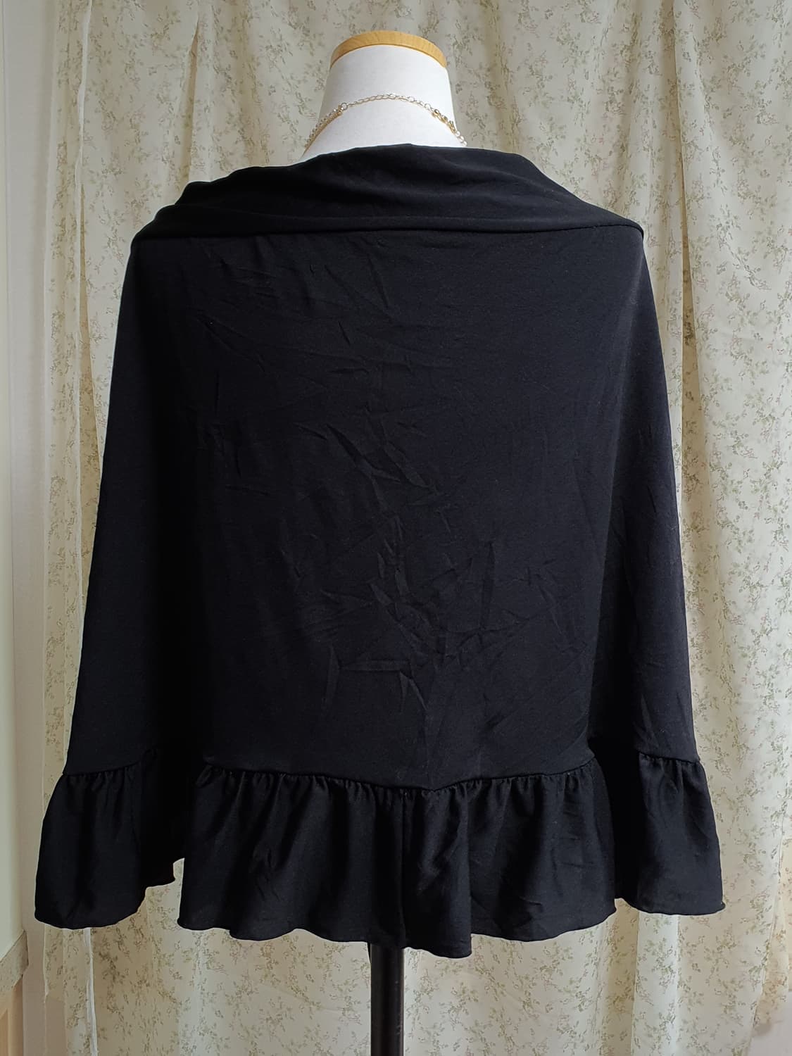 [일본빈티지] 검정색 프릴 매듭 볼레로 가디건 상품이미지3