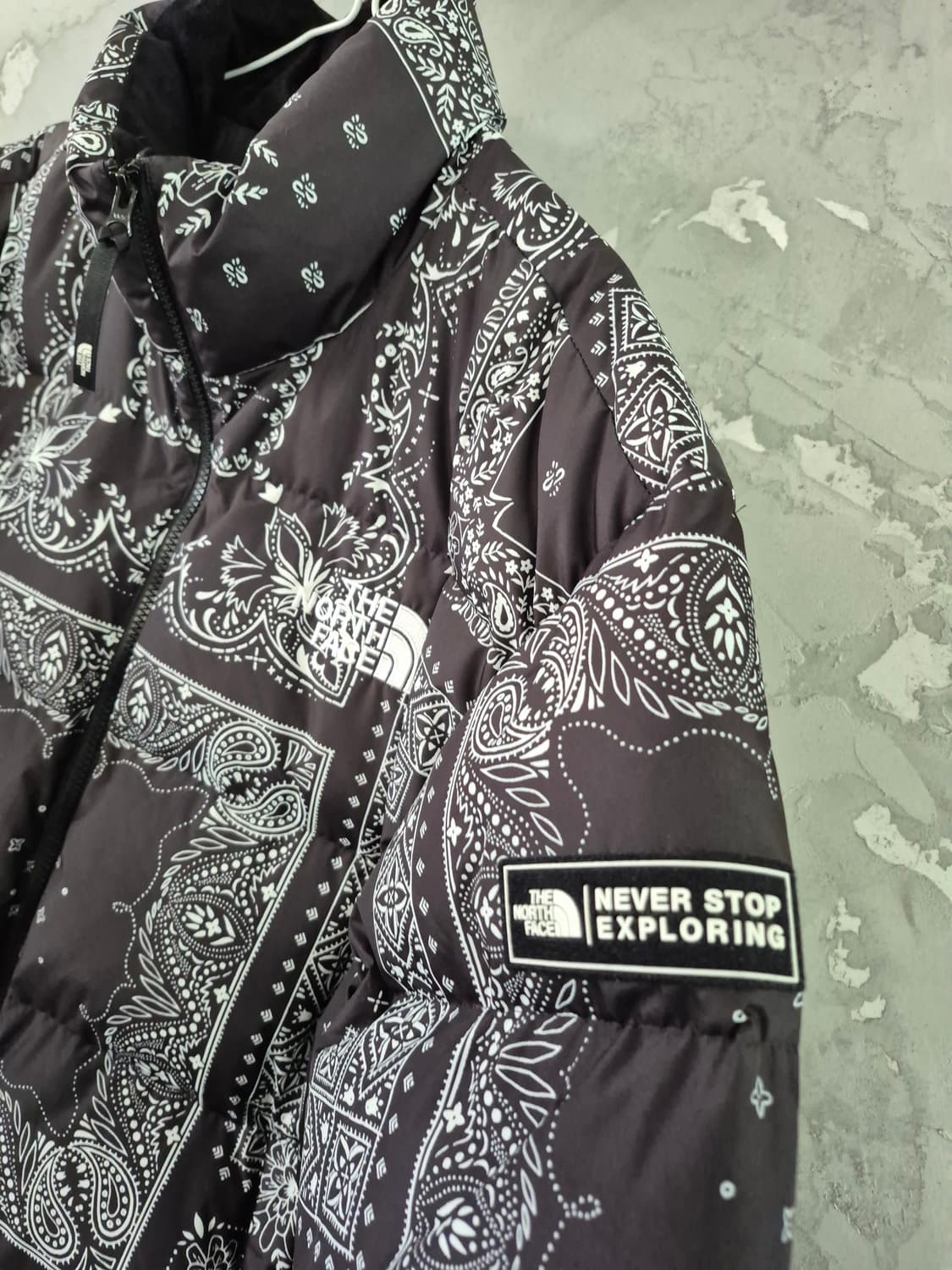 노스페이스 페이즐리 눕시 패딩 L(100) 5회미만착용 상품이미지2