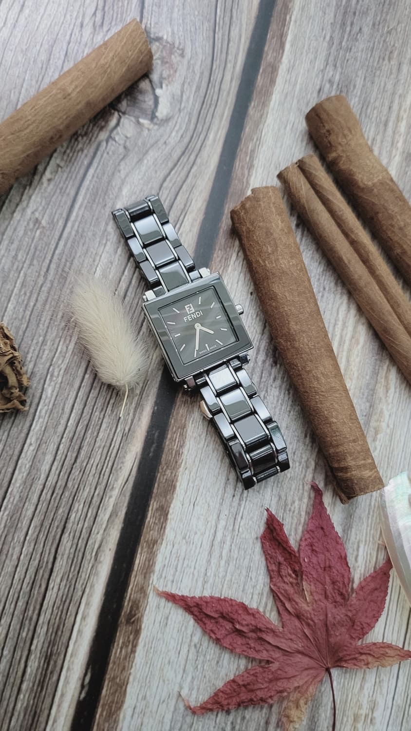 [연말세일] 정품 펜디 콰드로 세라믹 쿼츠 시계 상품이미지3