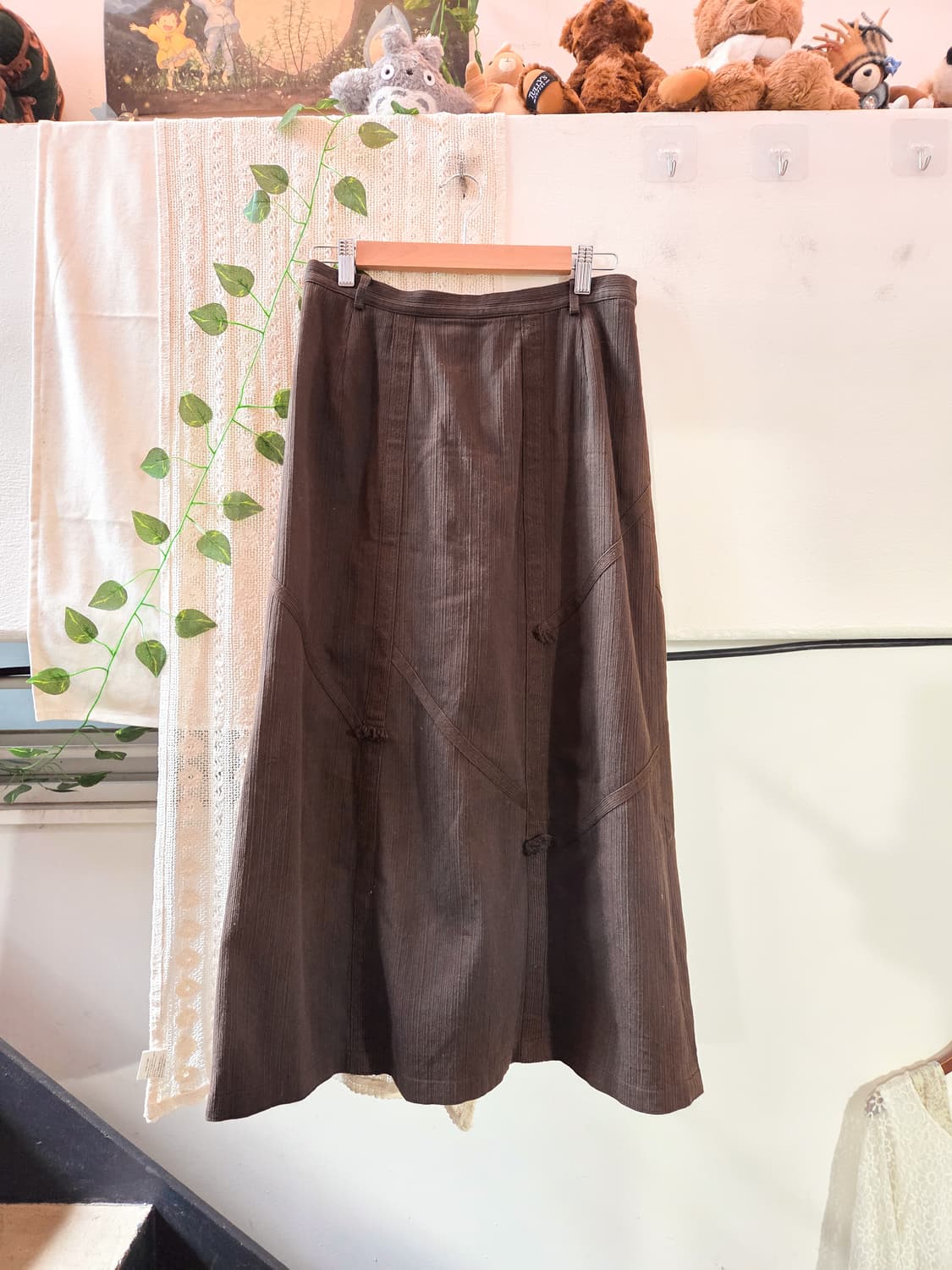 브라운 디테일 롱스커트 상품이미지1