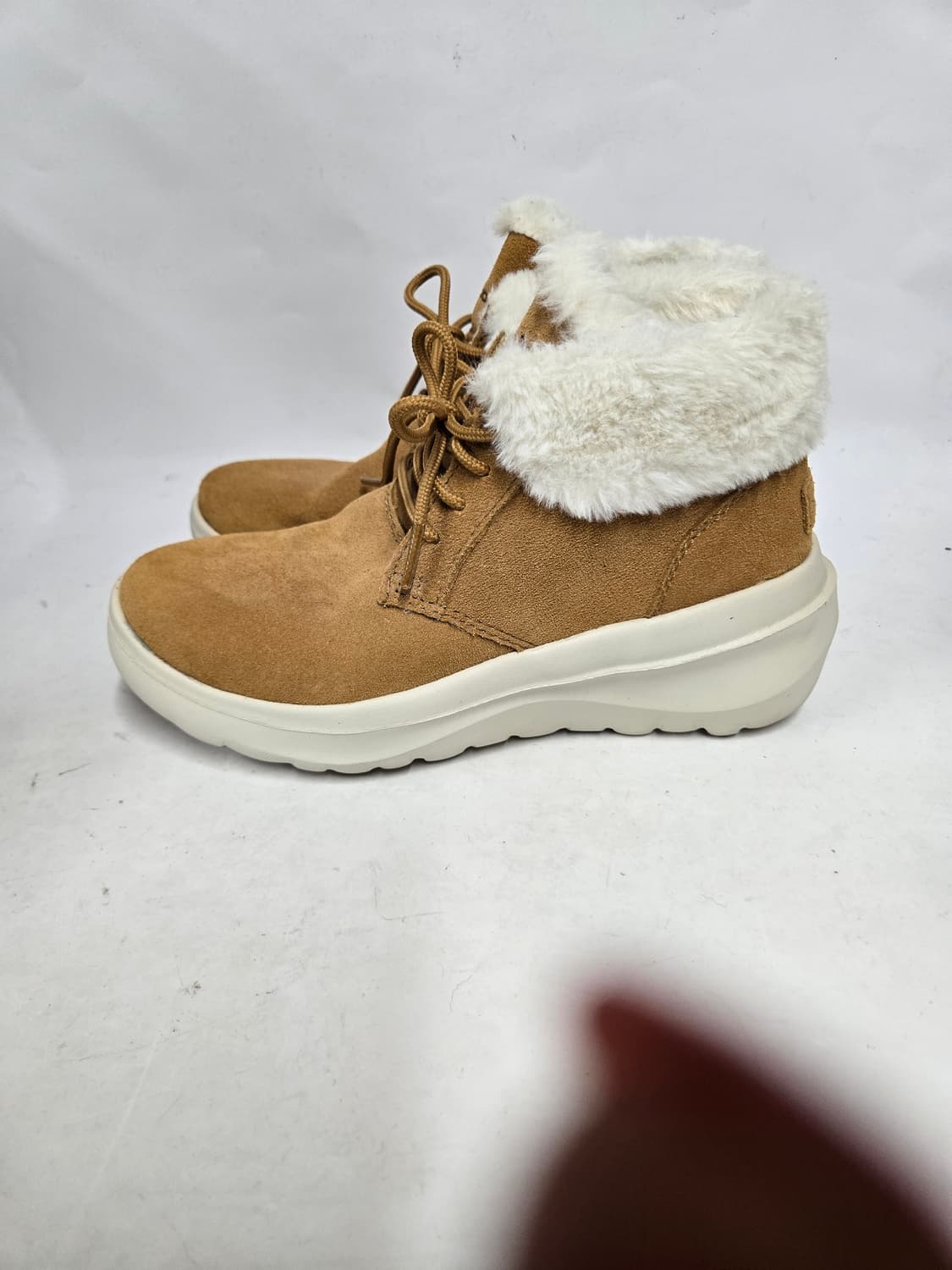 스케쳐스 온더고조이 스웨이드 퍼 부츠 브라운225 상품이미지3