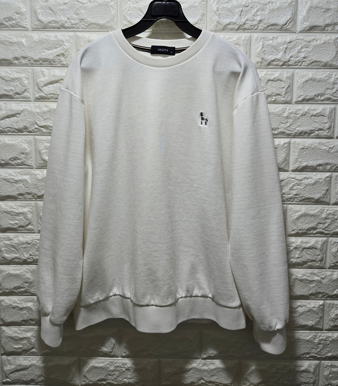 헤지스 맨투맨 100 상품이미지1