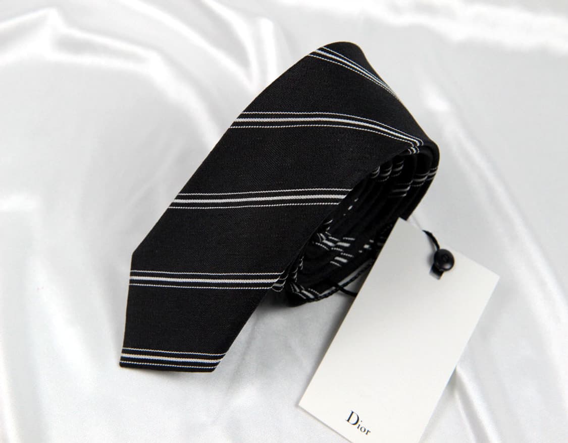 디올 5.2cm 미사용 신형 슬림 남자 명품 넥타이 상품이미지1