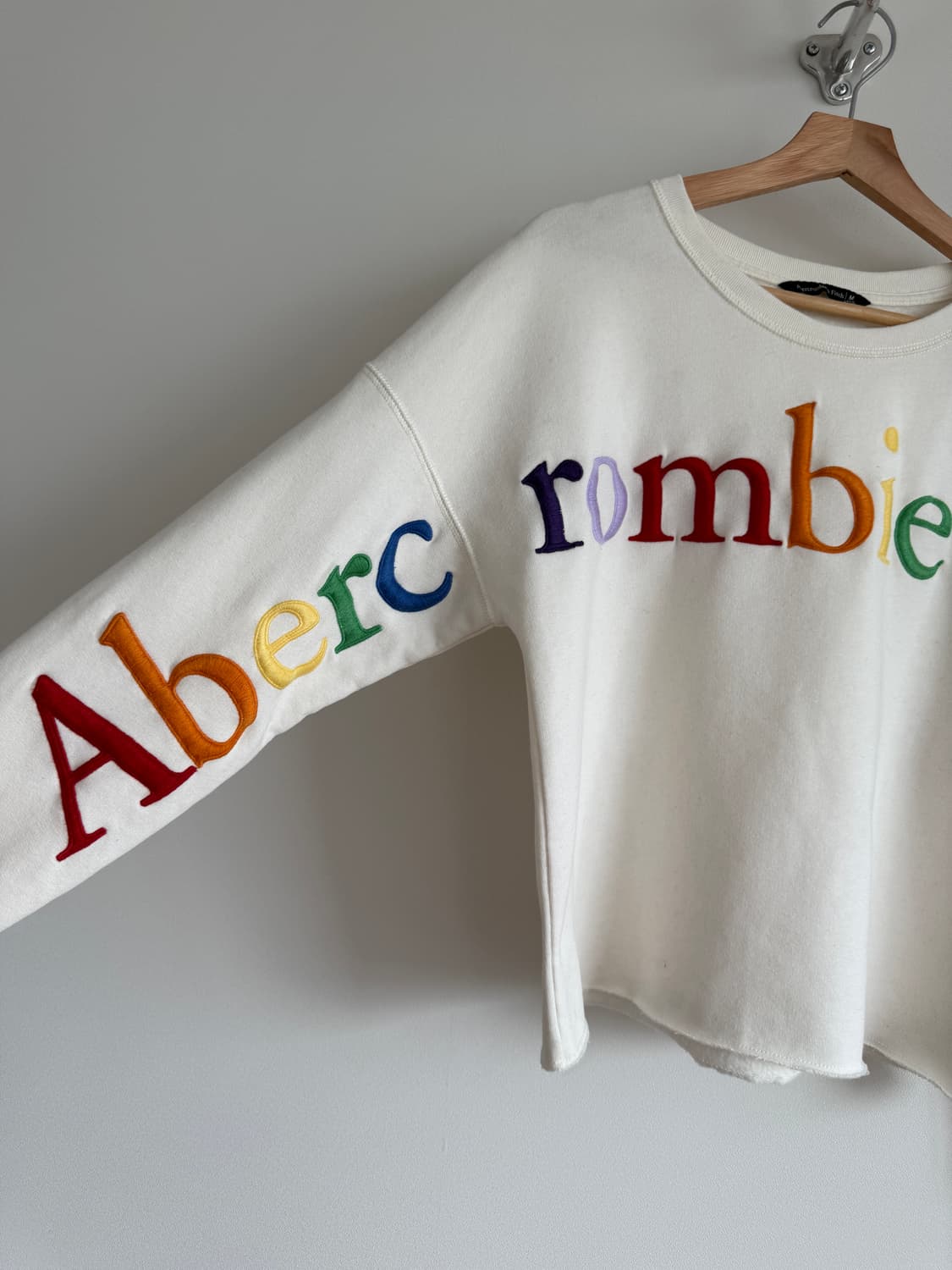 아베크롬비 앤 피치(Abercrombie & Fitch) 롱슬리브 상품이미지2
