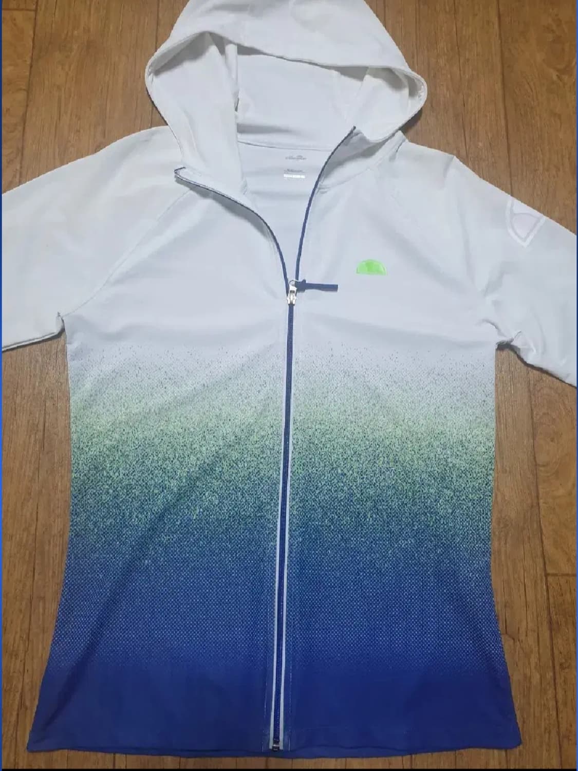 엘레쎄 운동복 후드집업 95 사이즈입니다 상품이미지1